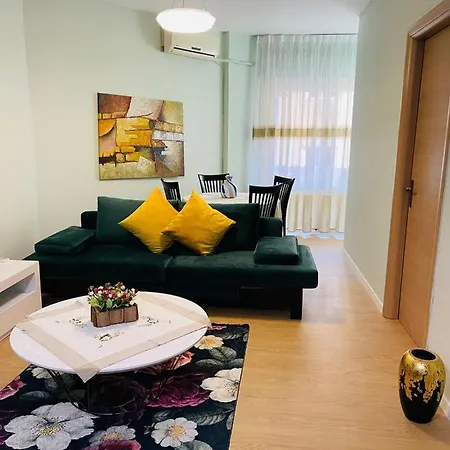 Apartamento New In Center Of *