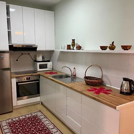 New In Center Of Apartment