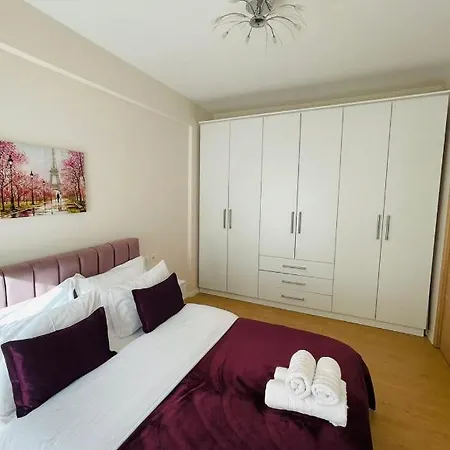 New In Center Of * Tirana